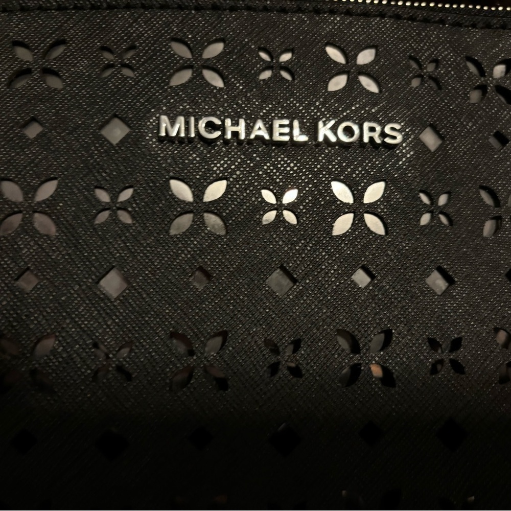 Michael Kors Women’s Floral Perforated Large Zip Clutch - Picture 3 of 13